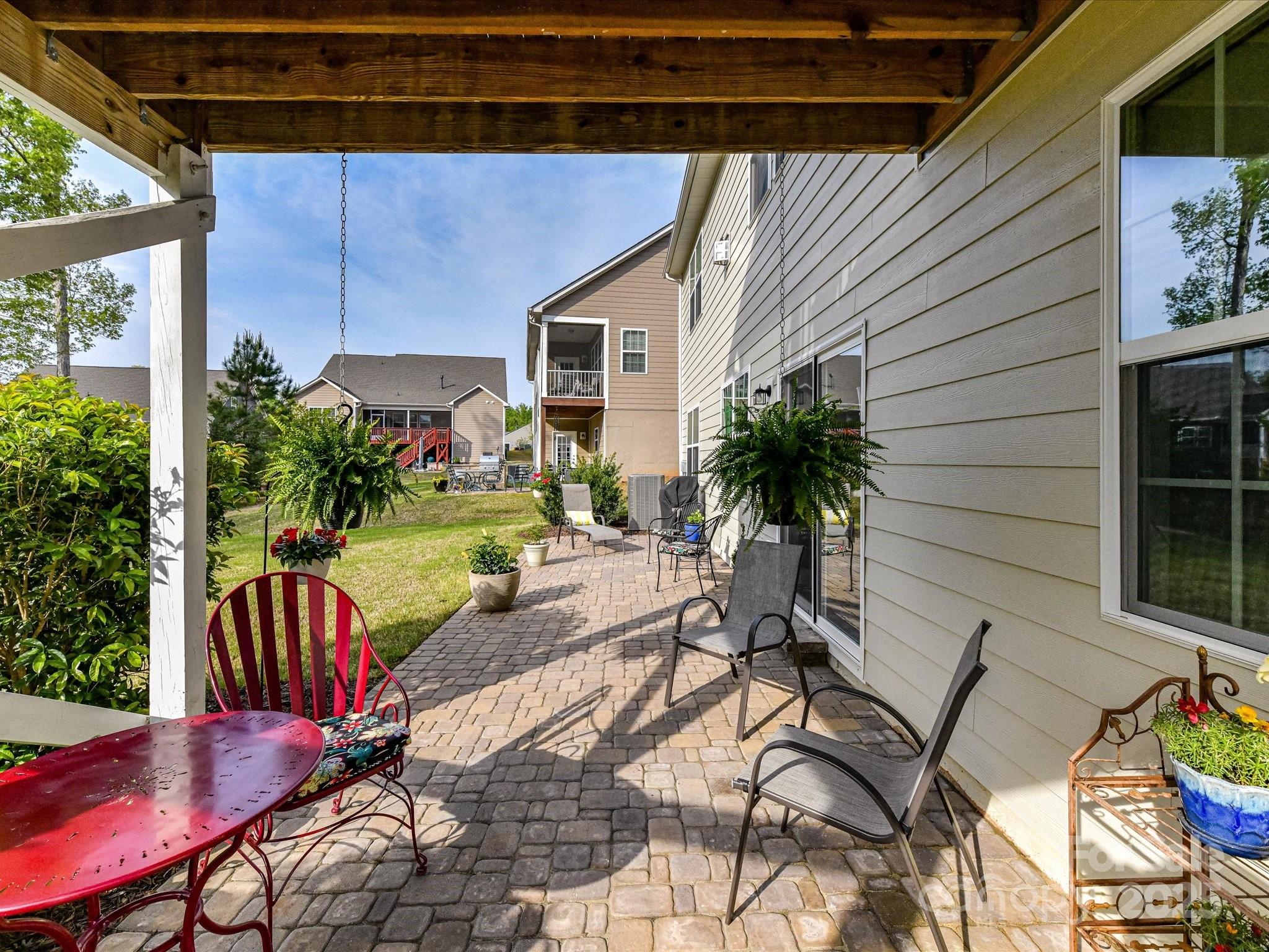 Tree Tops - Residential