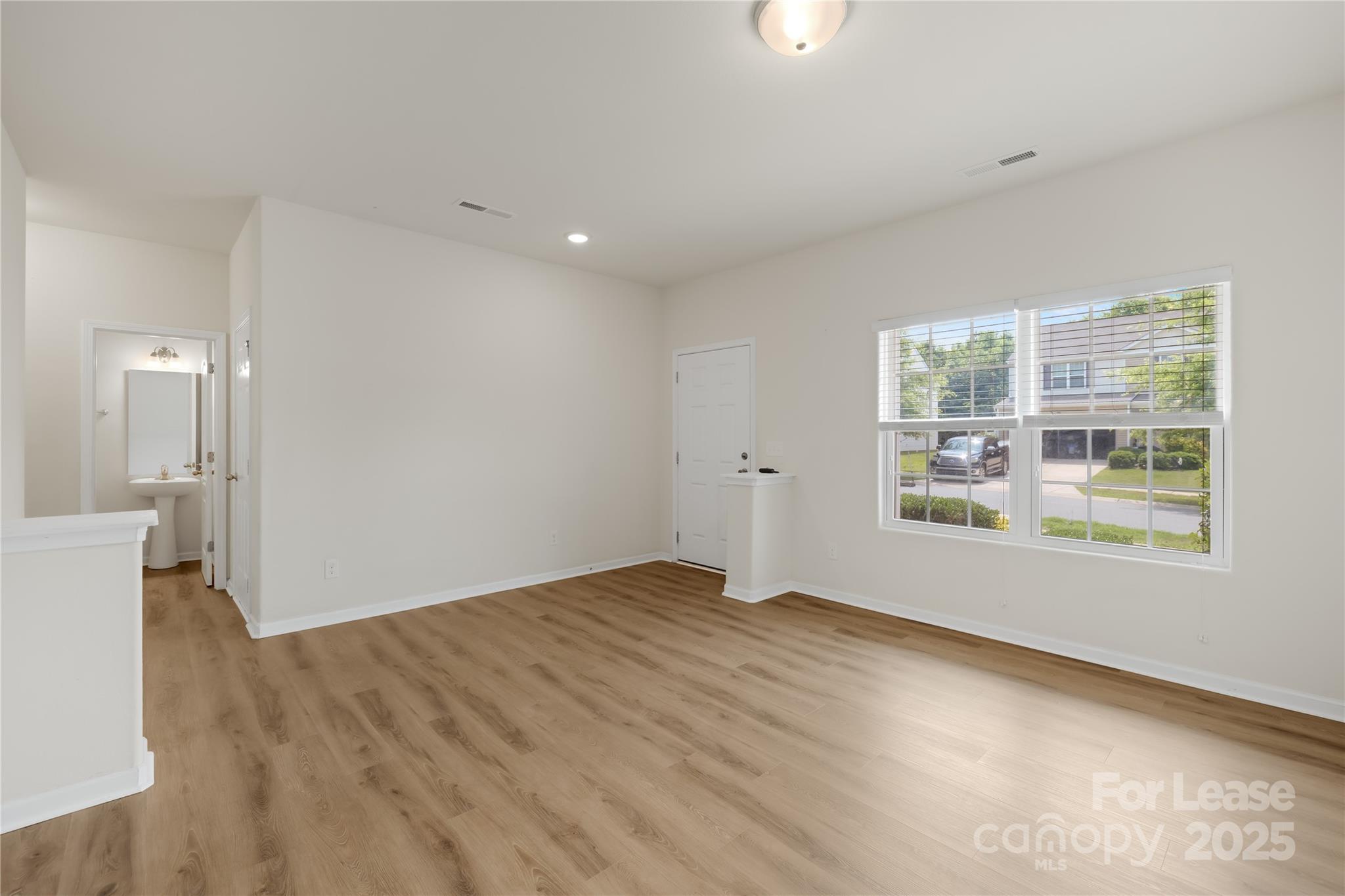 The Reserve at Canyon Hills - Residential Lease