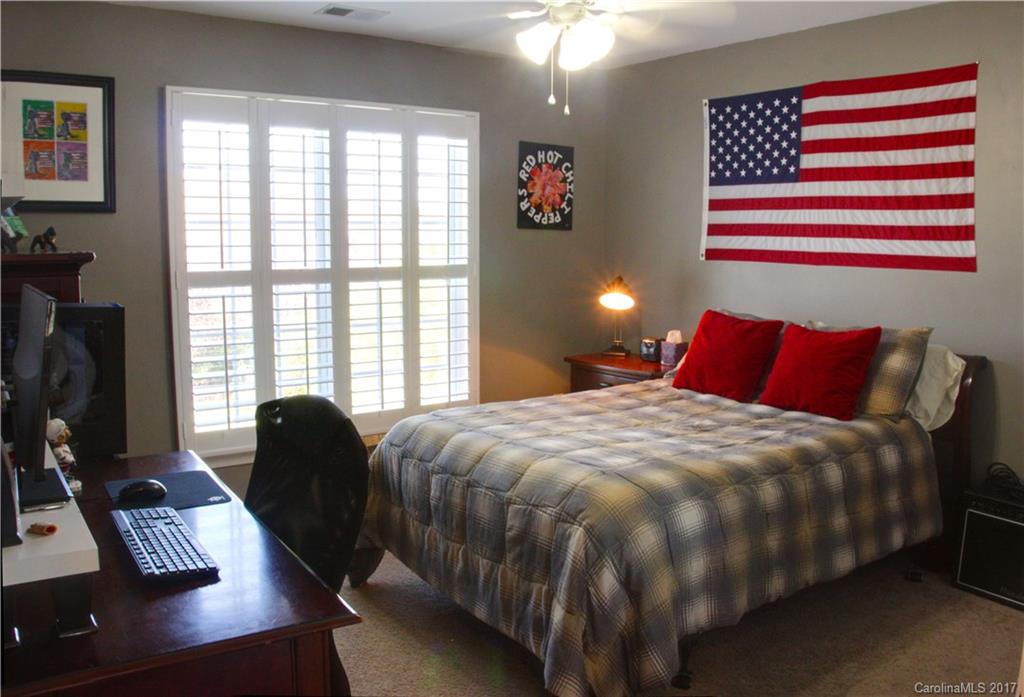 The Chimneys of Marvin - Residential