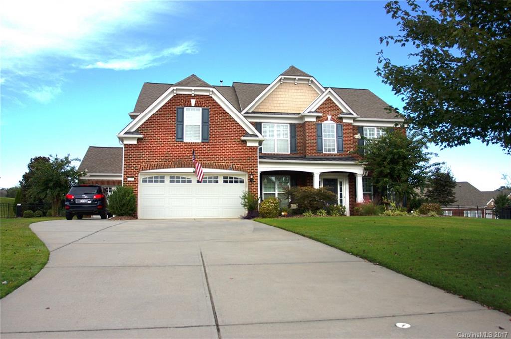 The Chimneys of Marvin - Residential