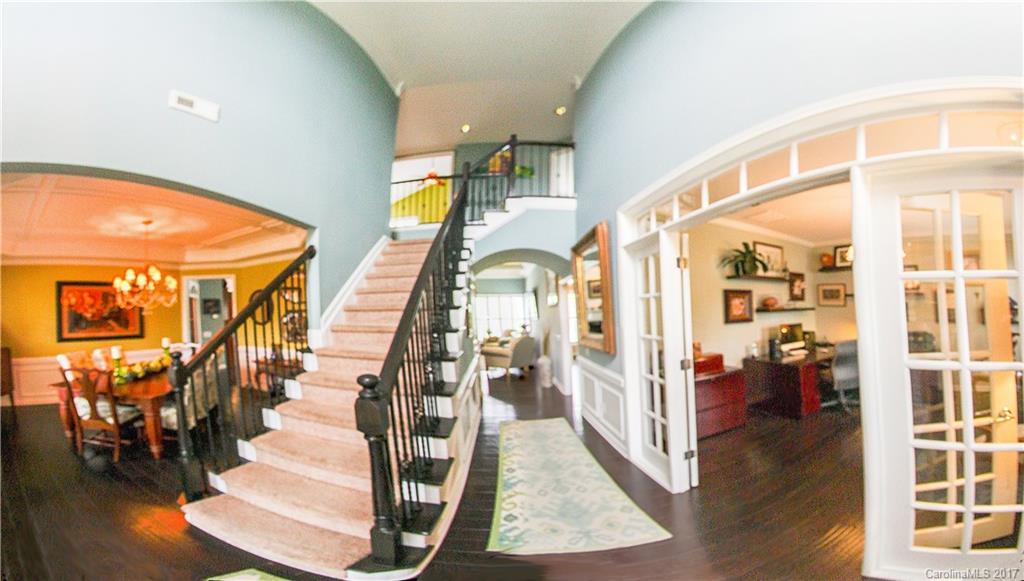 The Chimneys of Marvin - Residential