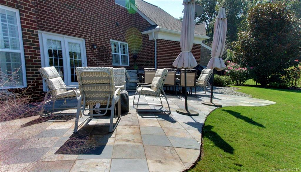 The Chimneys of Marvin - Residential