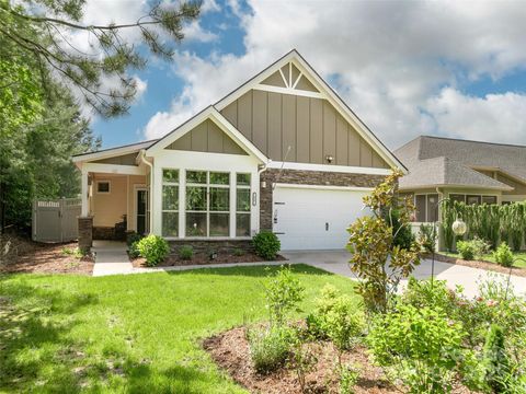 51 Honeycrisp Court Flat Rock NC 28731