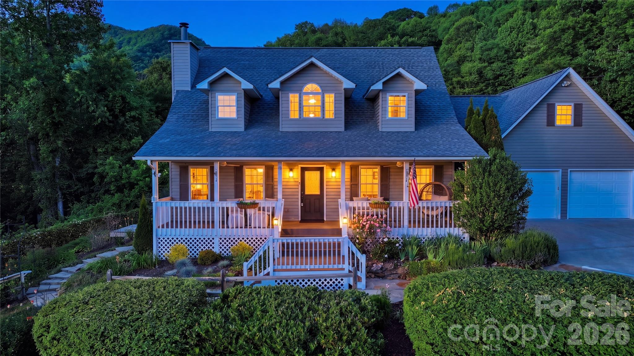 15 Racoon Point
