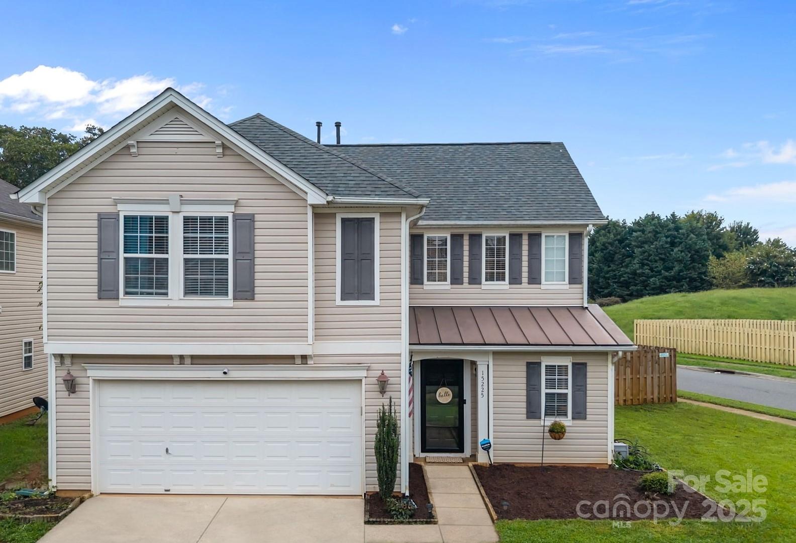 Hamilton Lakes - Residential