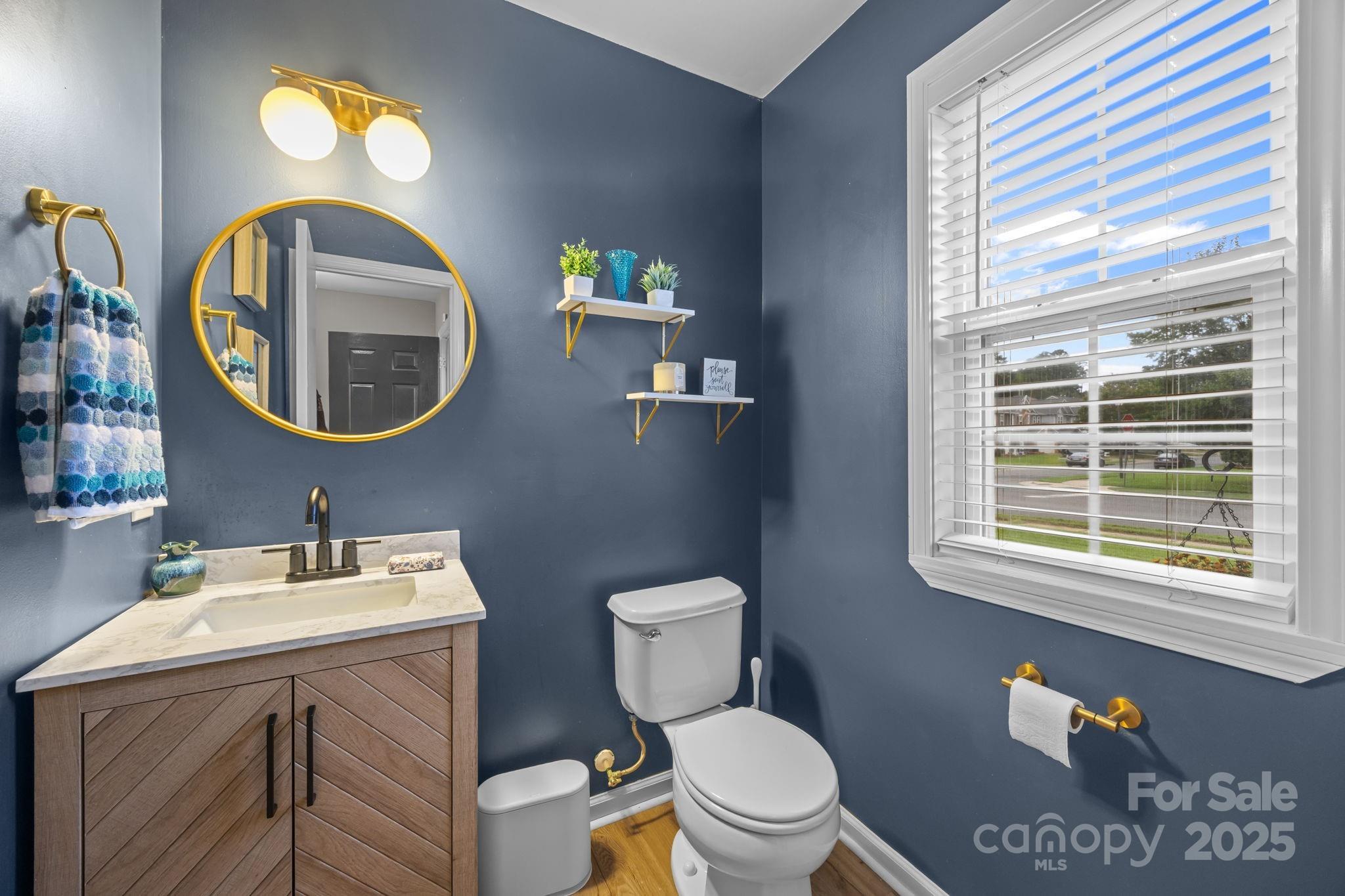 Hamilton Lakes - Residential