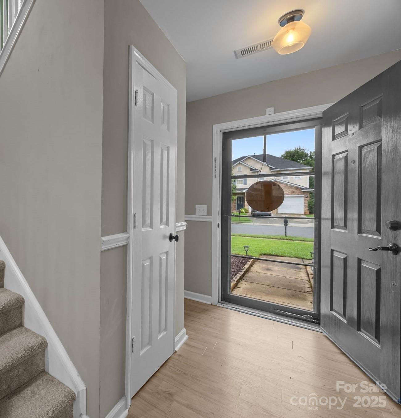 Hamilton Lakes - Residential