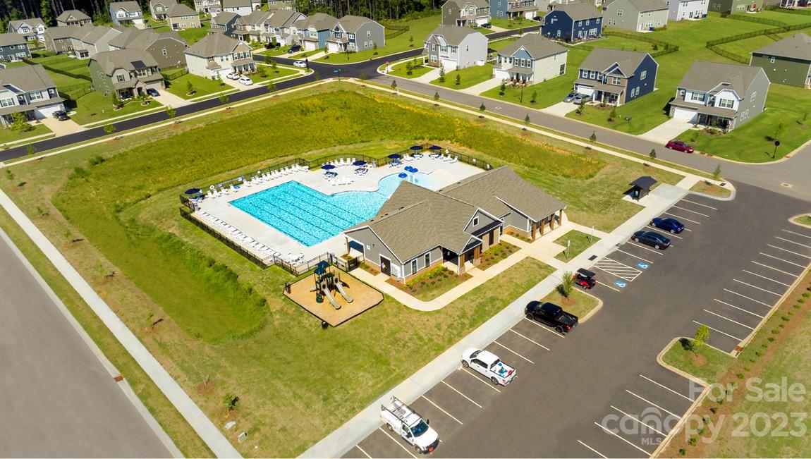 Falls Cove at Lake Norman - Residential