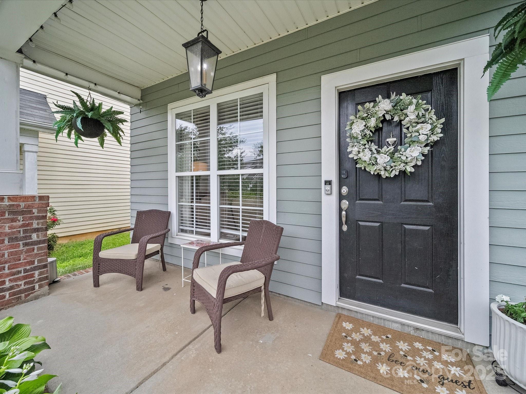 1228 Rising Oak Drive