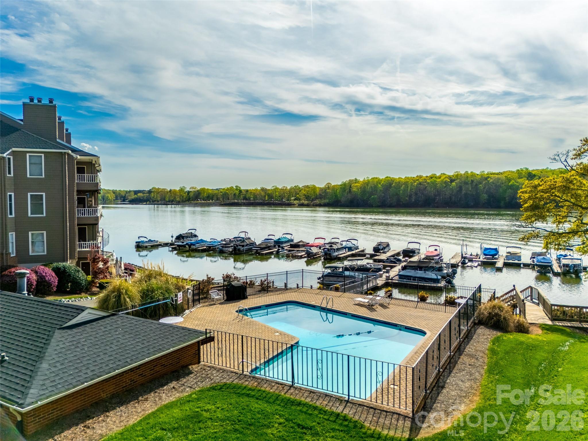 Emerald Point - Residential