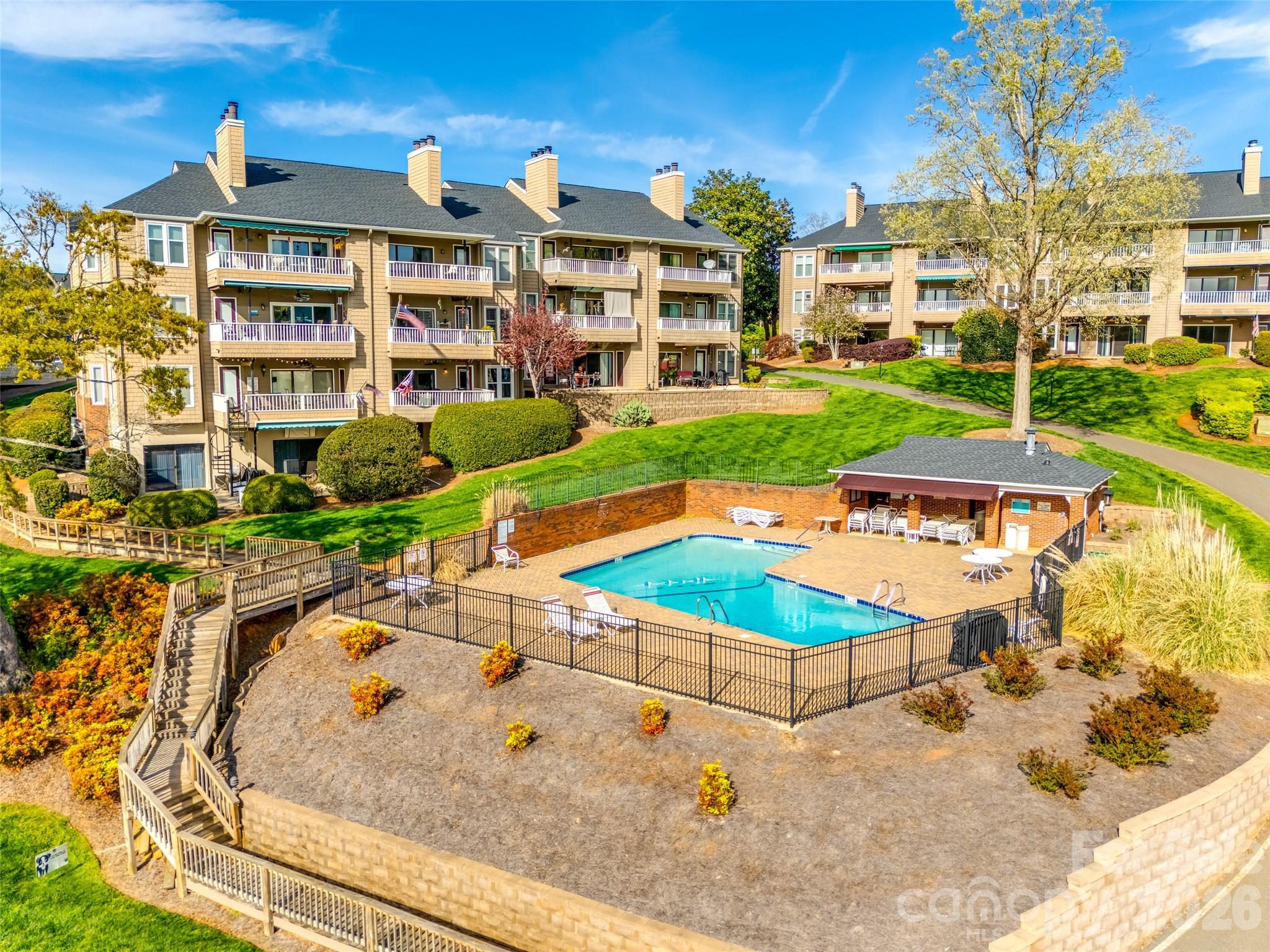 Emerald Point - Residential