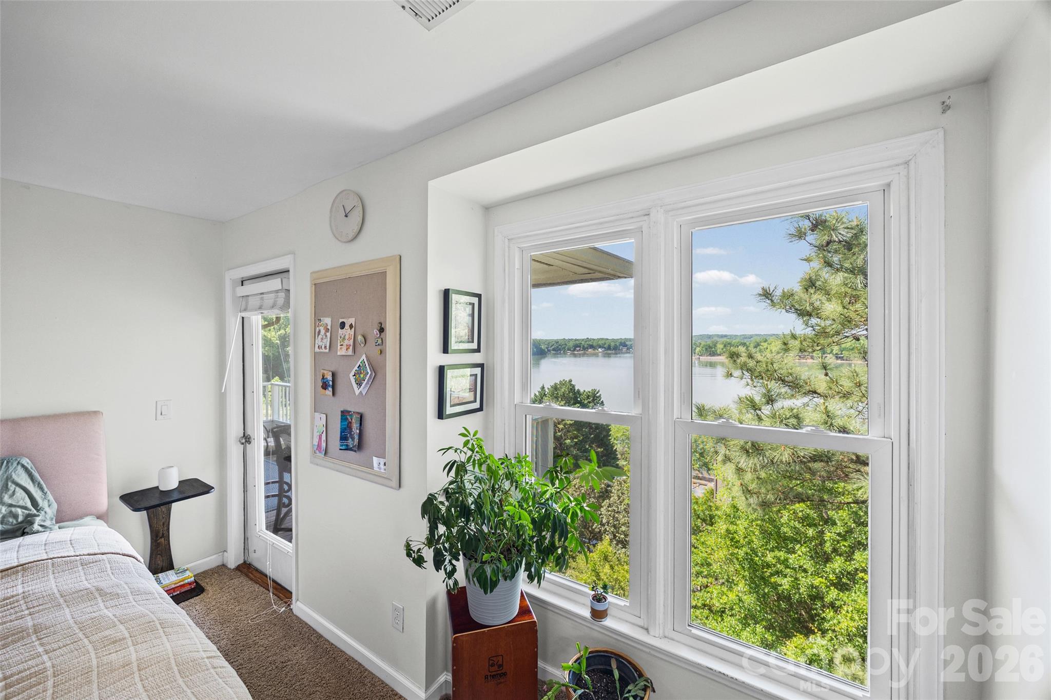 Emerald Point - Residential