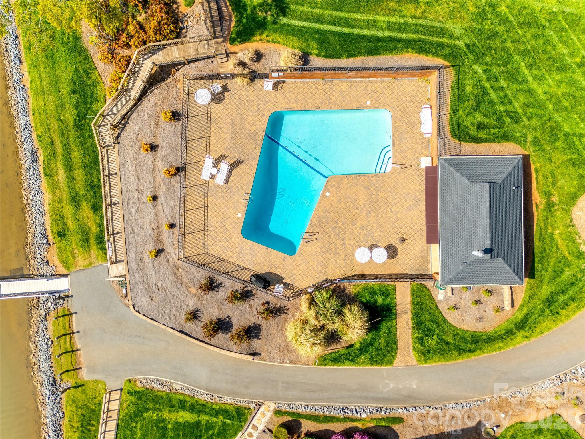 Emerald Point - Residential