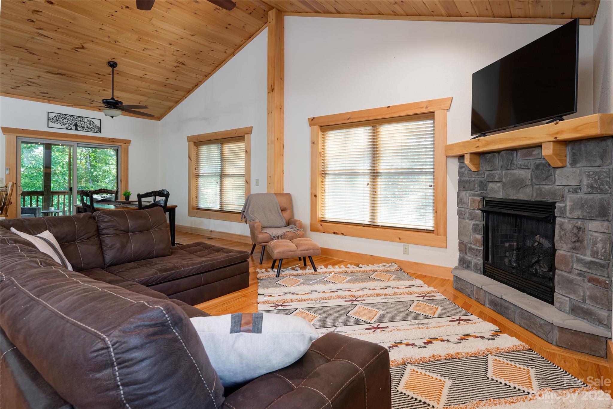 Hidden Lake - Residential