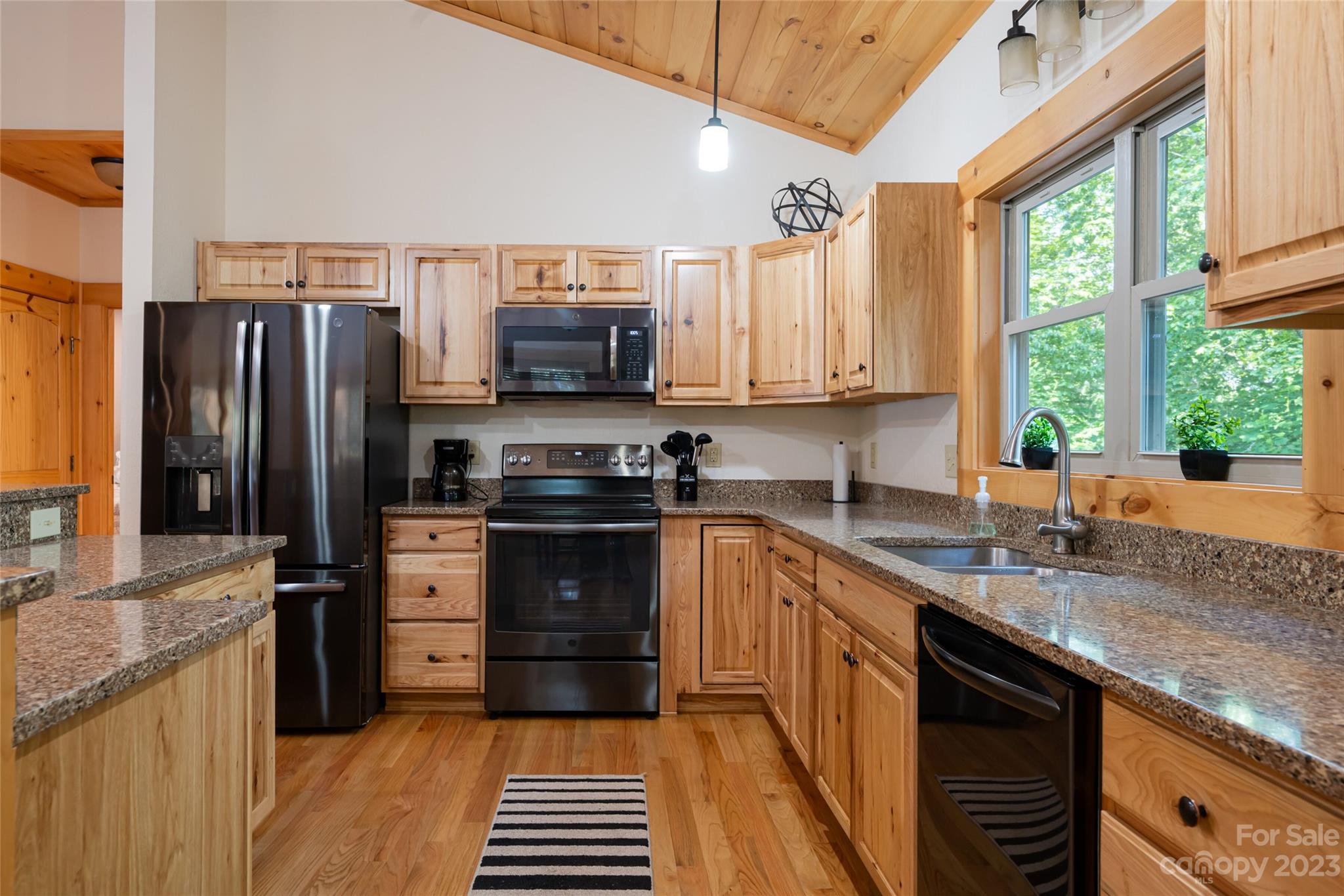 Hidden Lake - Residential