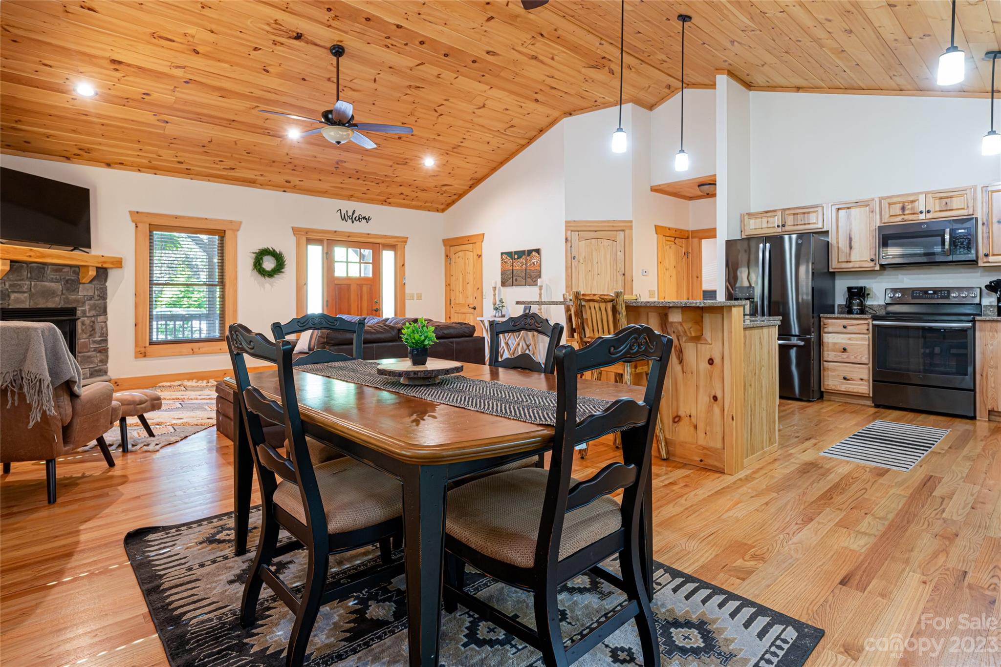 Hidden Lake - Residential