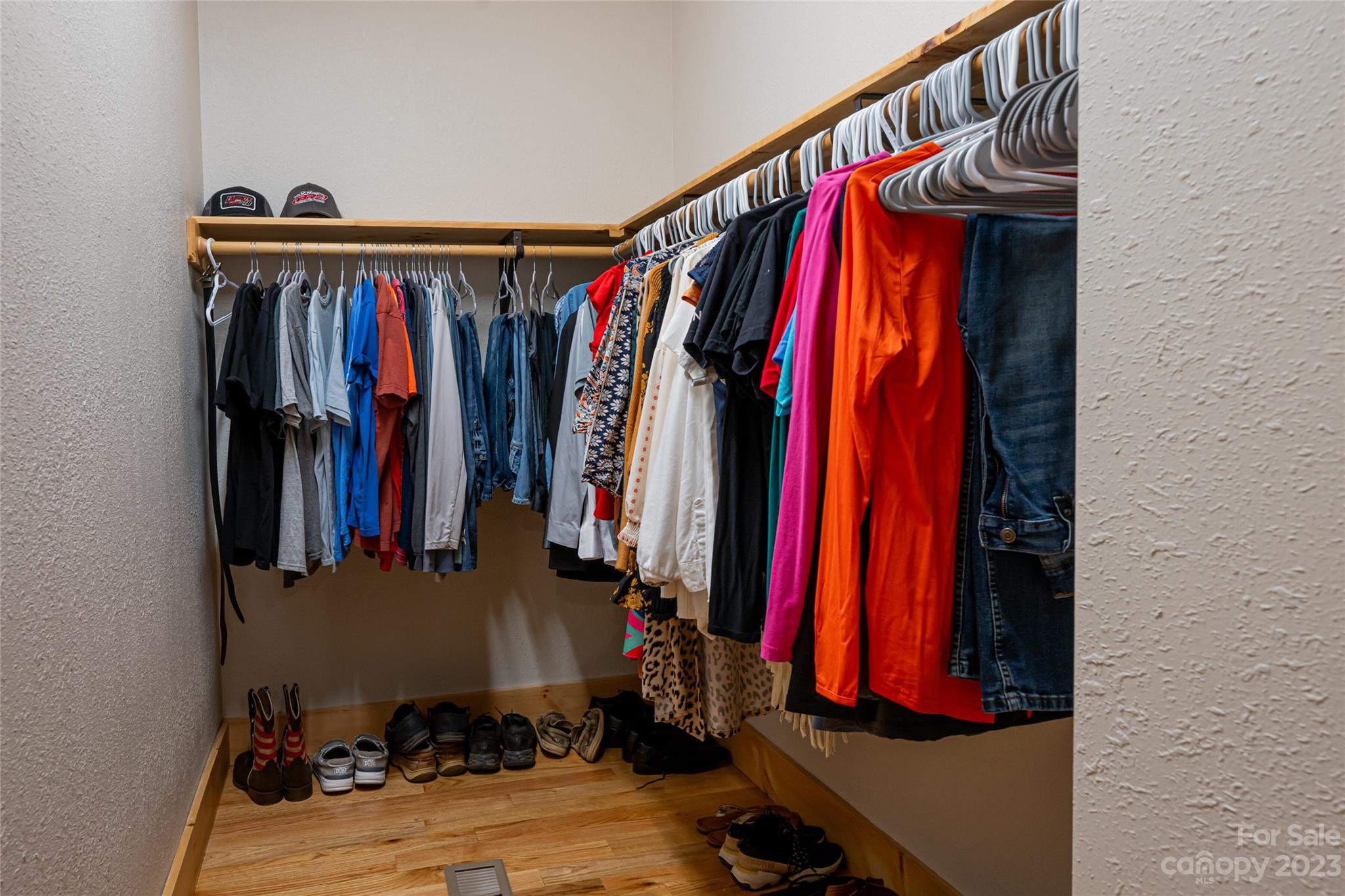 Hidden Lake - Residential