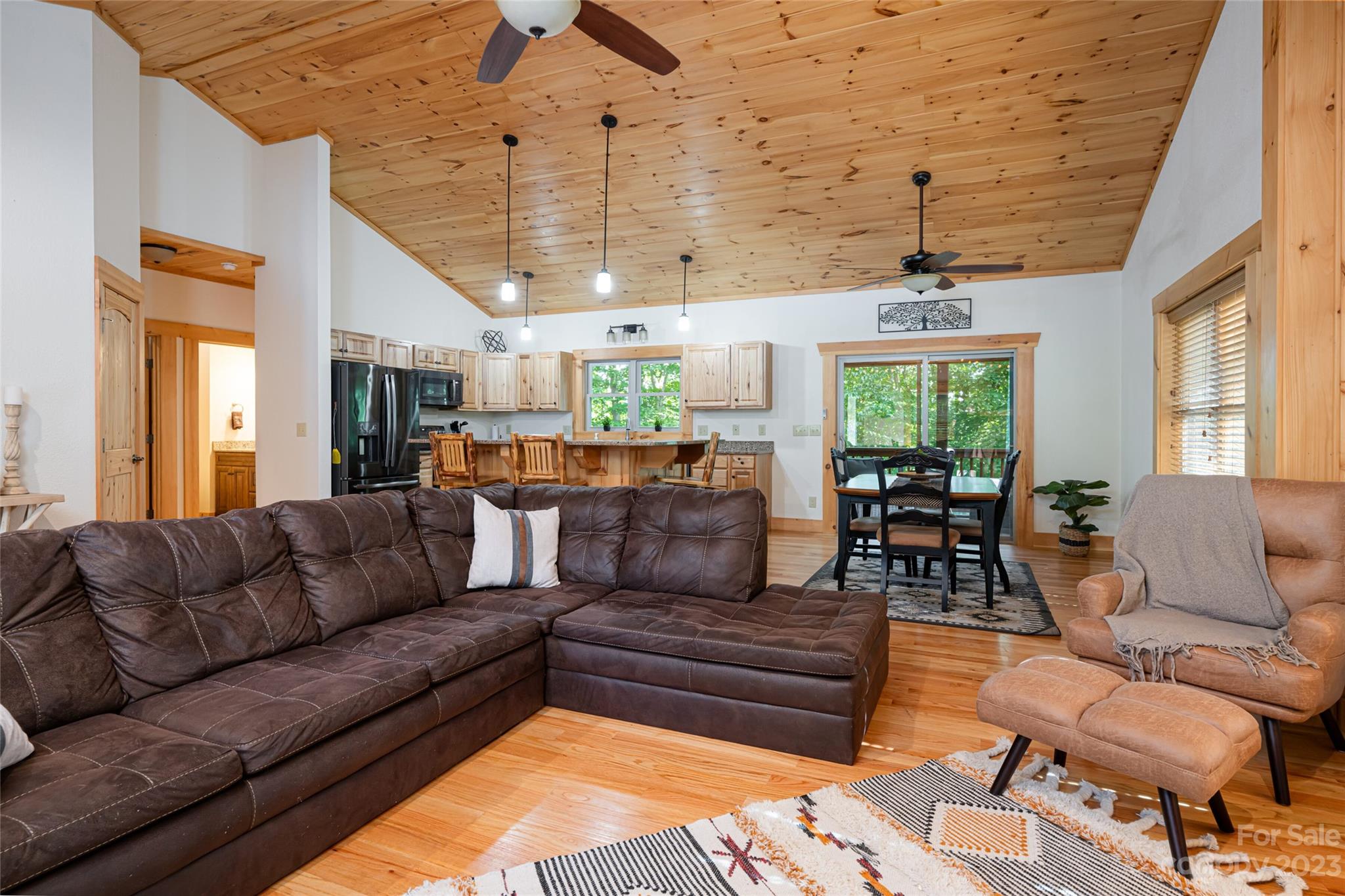 Hidden Lake - Residential