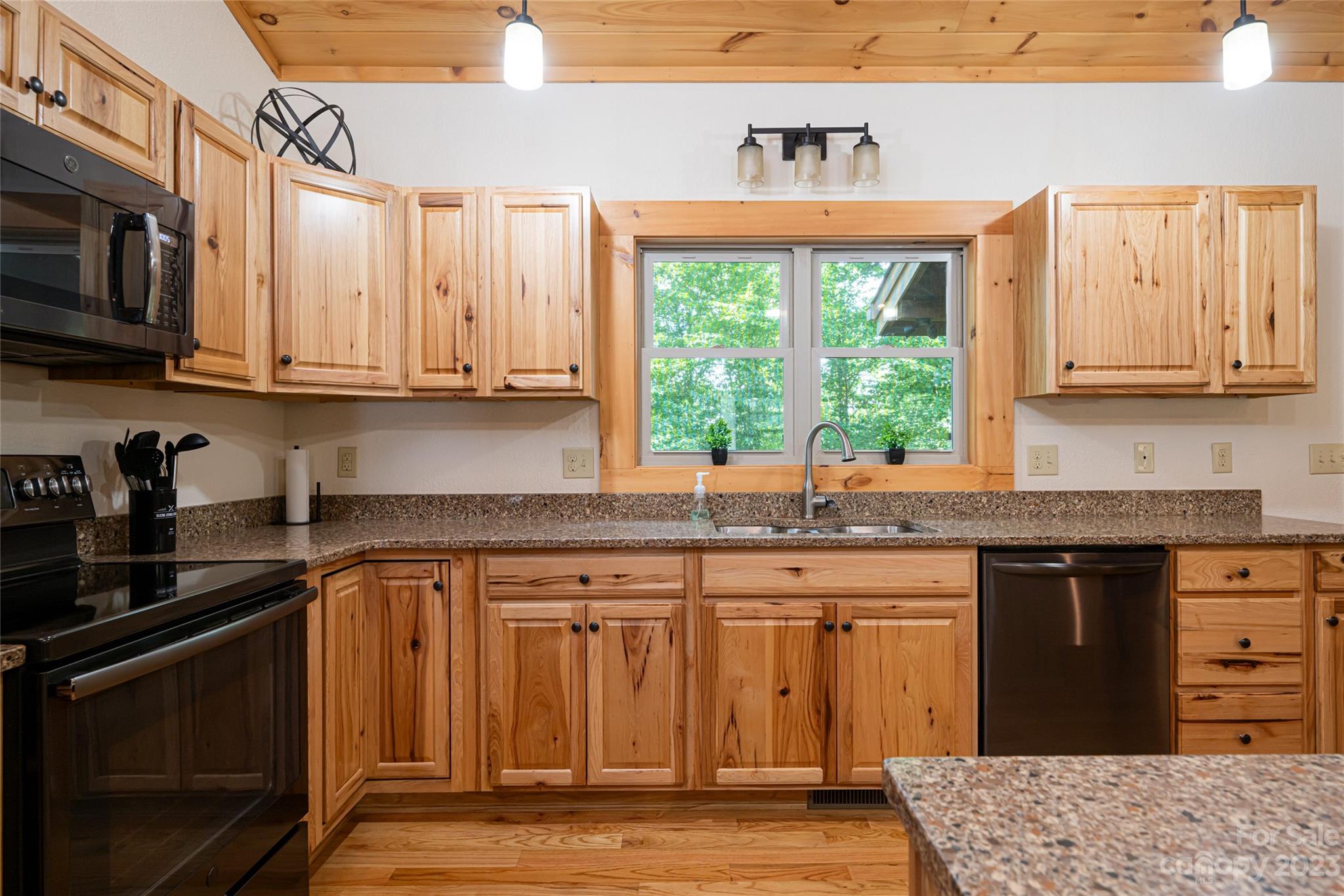 Hidden Lake - Residential