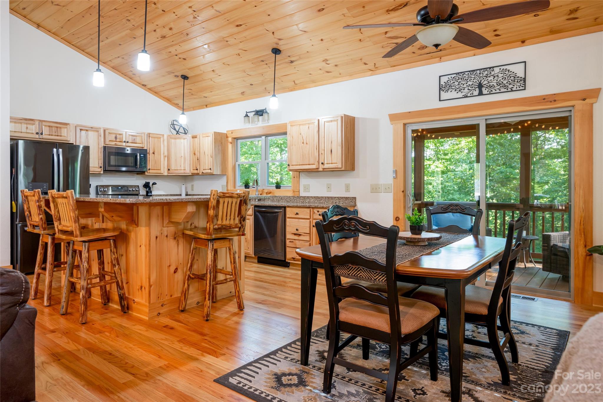 Hidden Lake - Residential