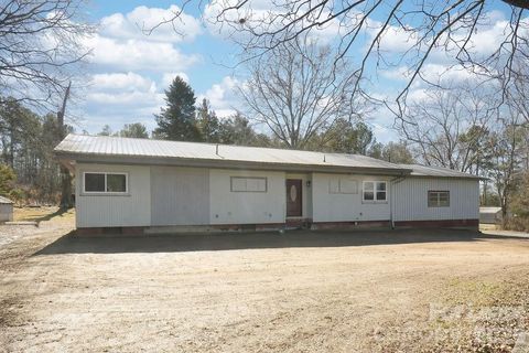 Photo of 909 Fisher Street, Concord, NC 28027 (MLS # 4347145)