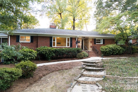 Photo of 4764 Stafford Circle, Charlotte, NC 28211 (MLS # 4422732)