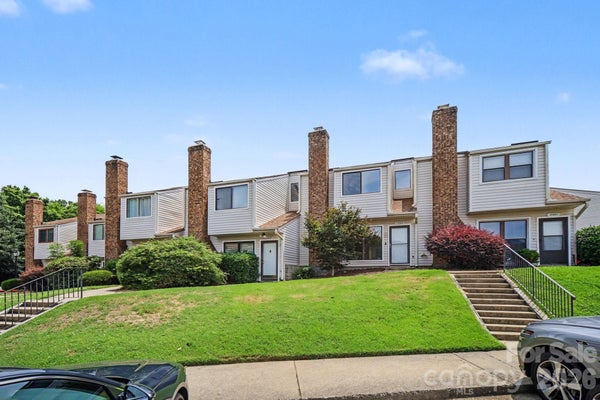 11009 CARMEL CROSSING RD, CHARLOTTE, NC 28226 - Image ee894e621689a3e2d39f57d1750bb9d6/2610046883