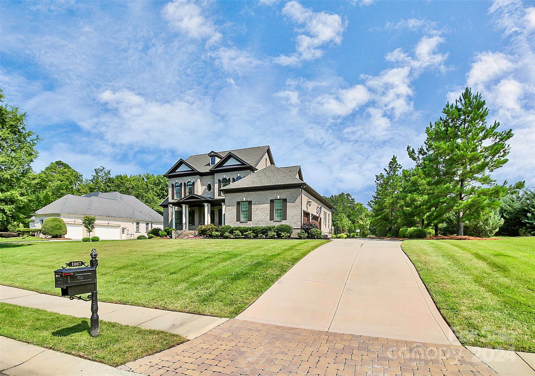 Quintessa - Residential