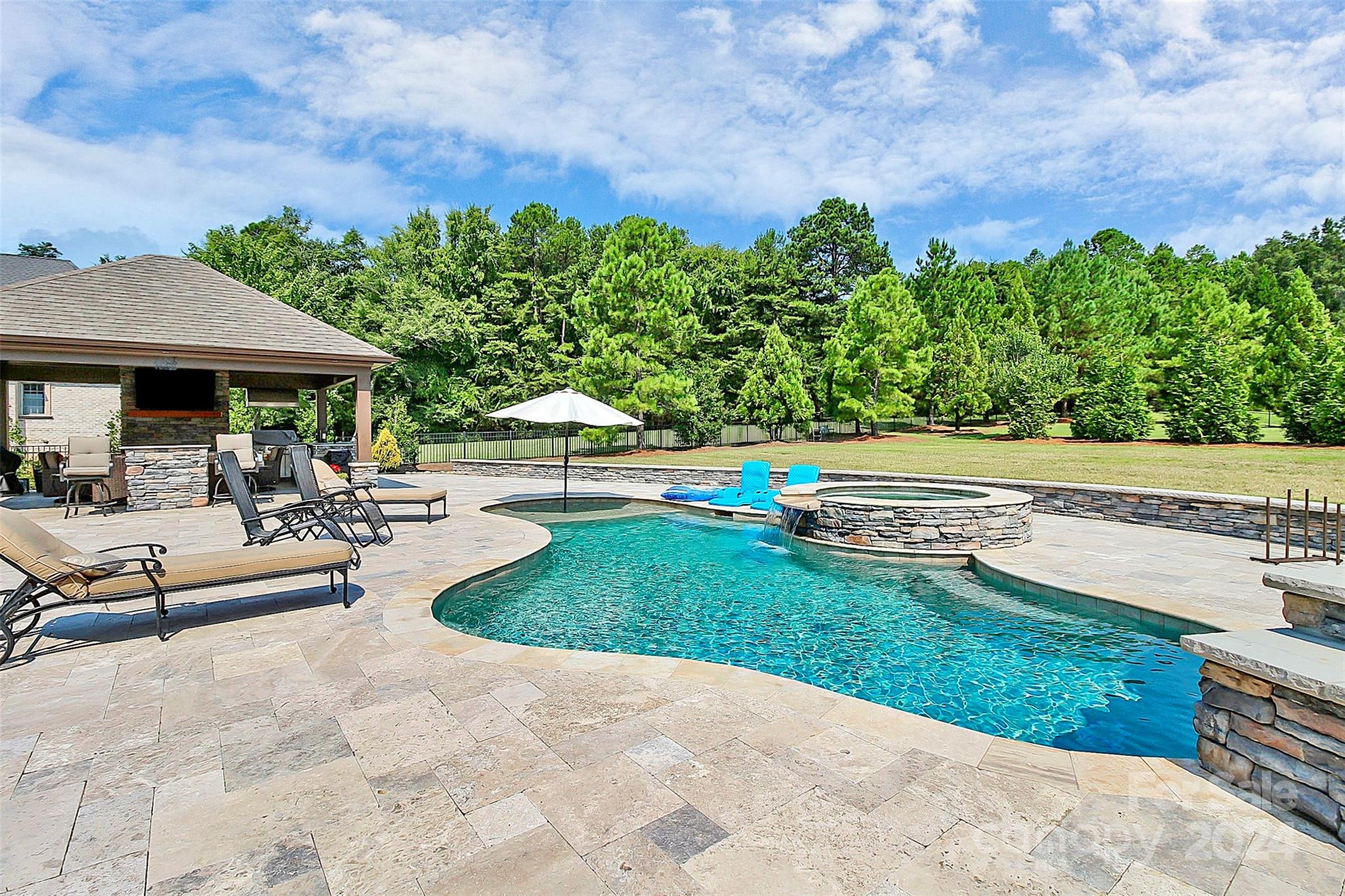 Quintessa - Residential