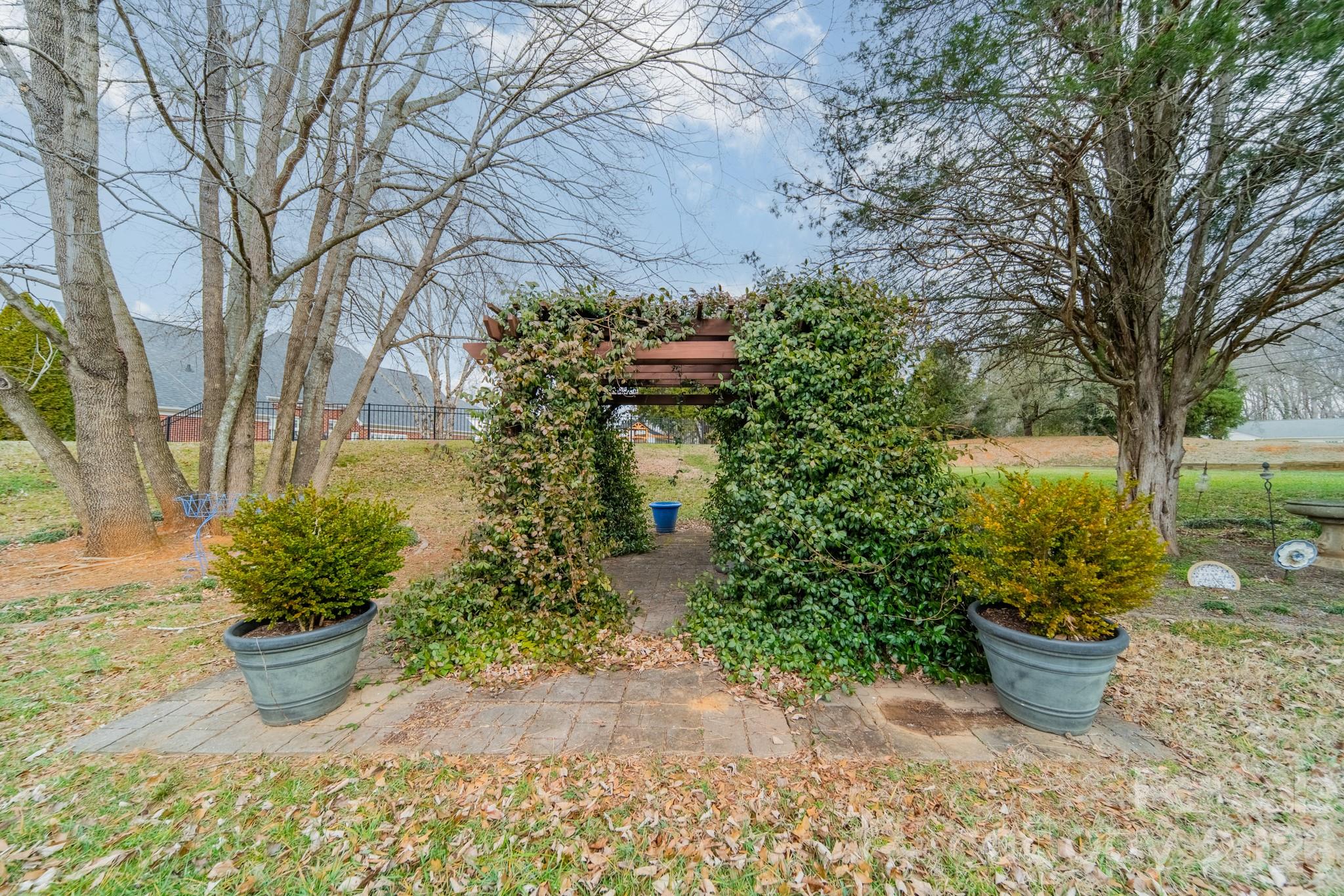 Belle Meade - Residential