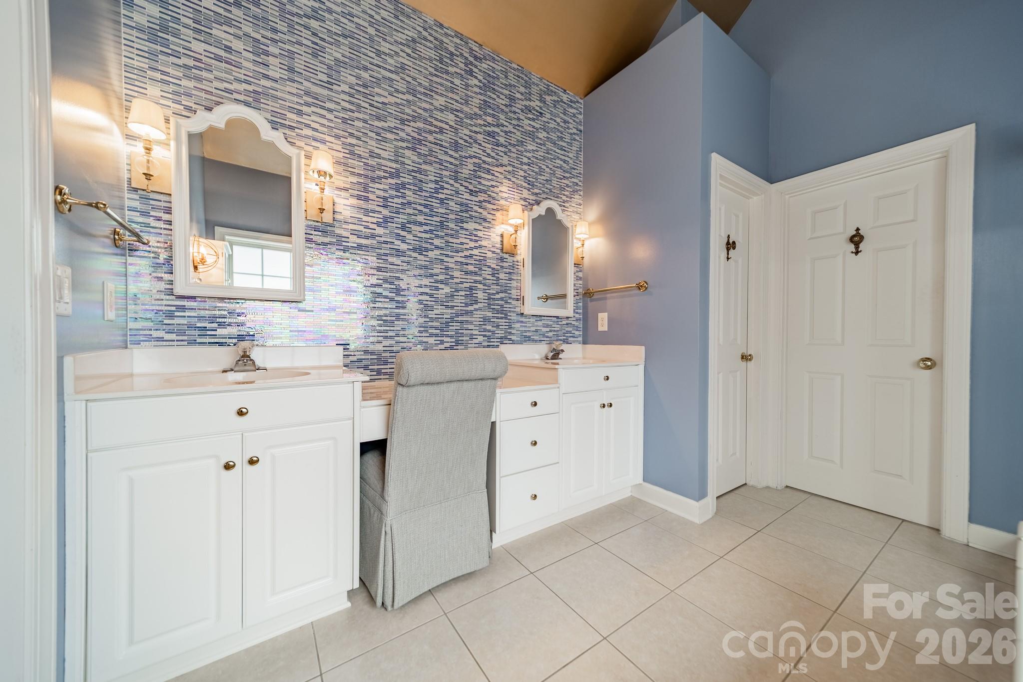 Belle Meade - Residential