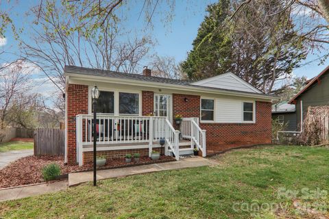 98 Oak Knoll Road Asheville NC 28804