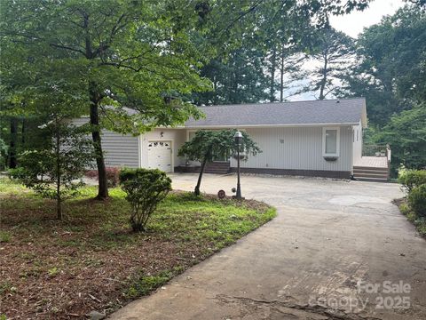 18 Olde Duffers Drive Nebo NC 28761