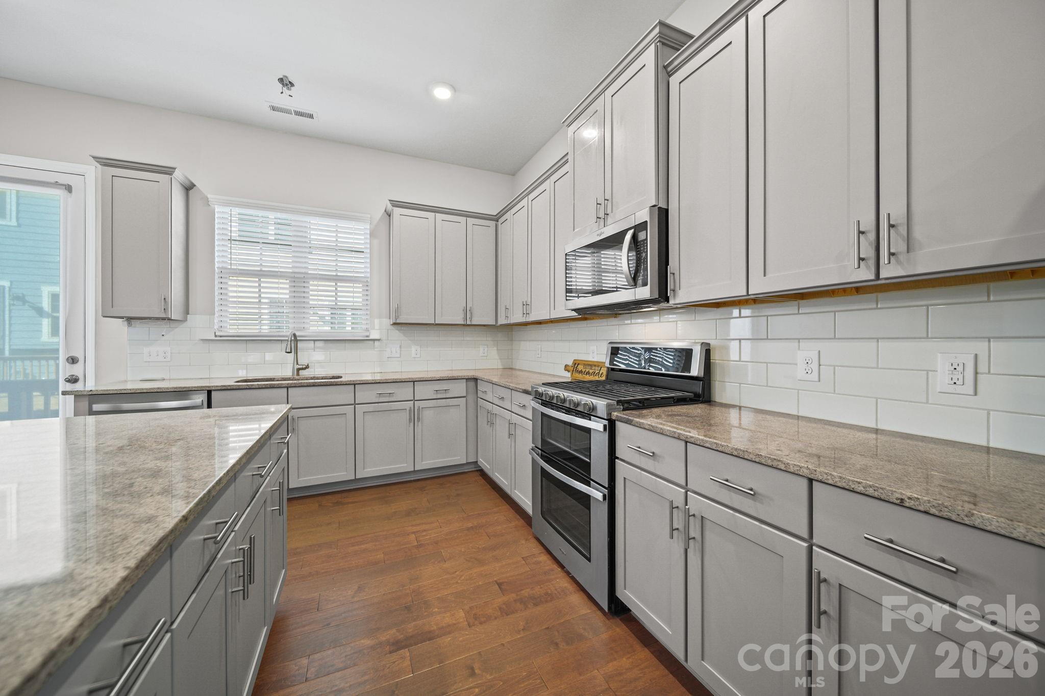 Hadley at Arrowood Station - Residential