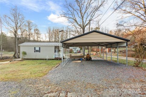 A home in Hendersonville