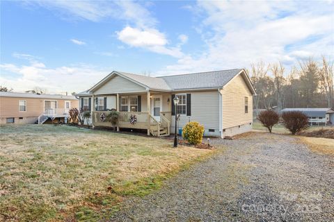 A home in Hendersonville