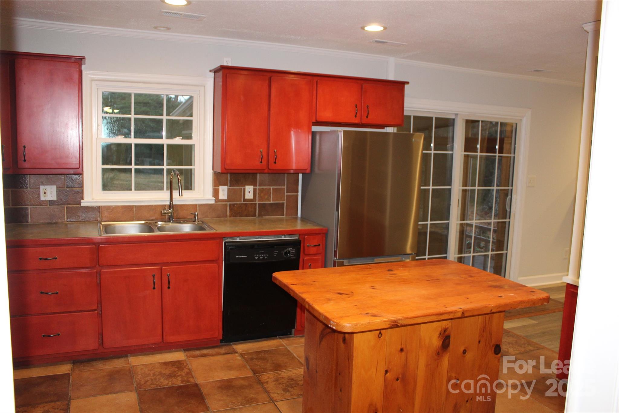 Piney Grove - Residential Lease