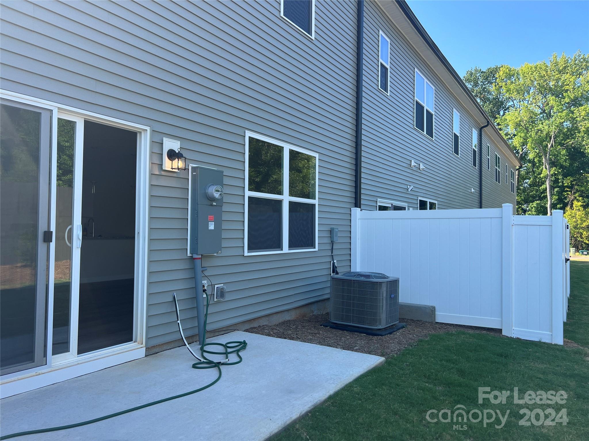 Fifteen 15 Cannon - Residential Lease