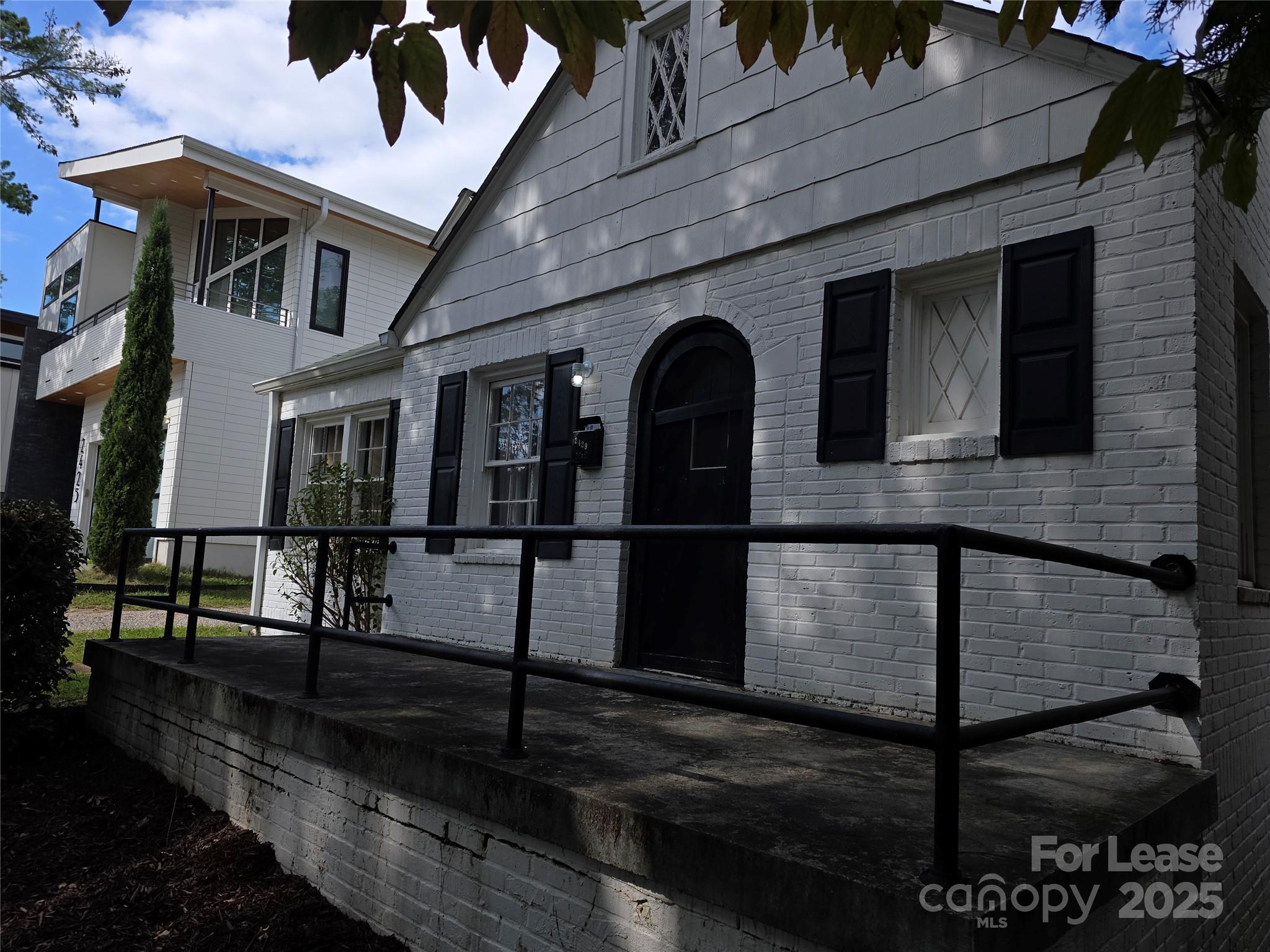 Commonwealth - Residential Lease