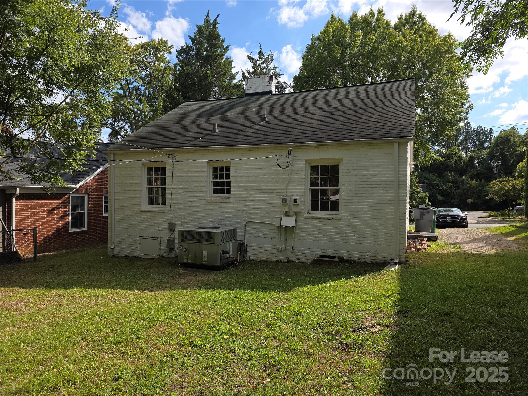 Commonwealth - Residential Lease