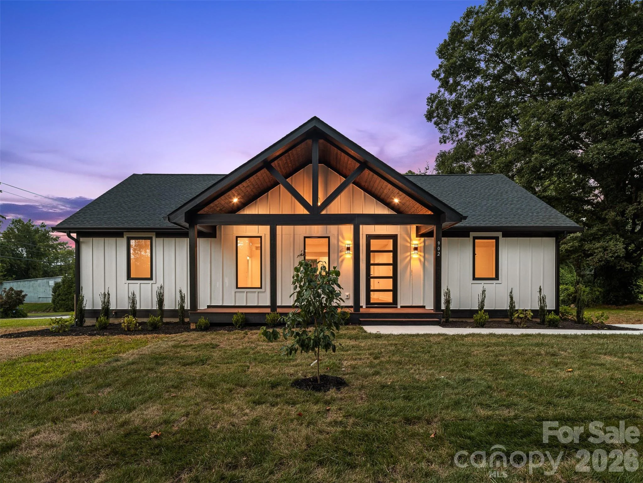 902 Narva Road, Hendersonville, NC, 28792
