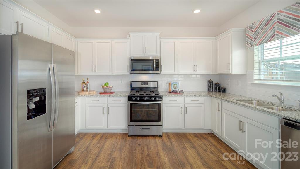 Azalea Ridge - Residential