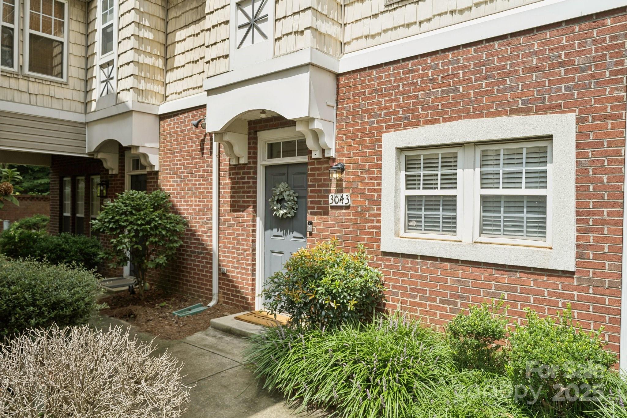 Commonwealth - Residential