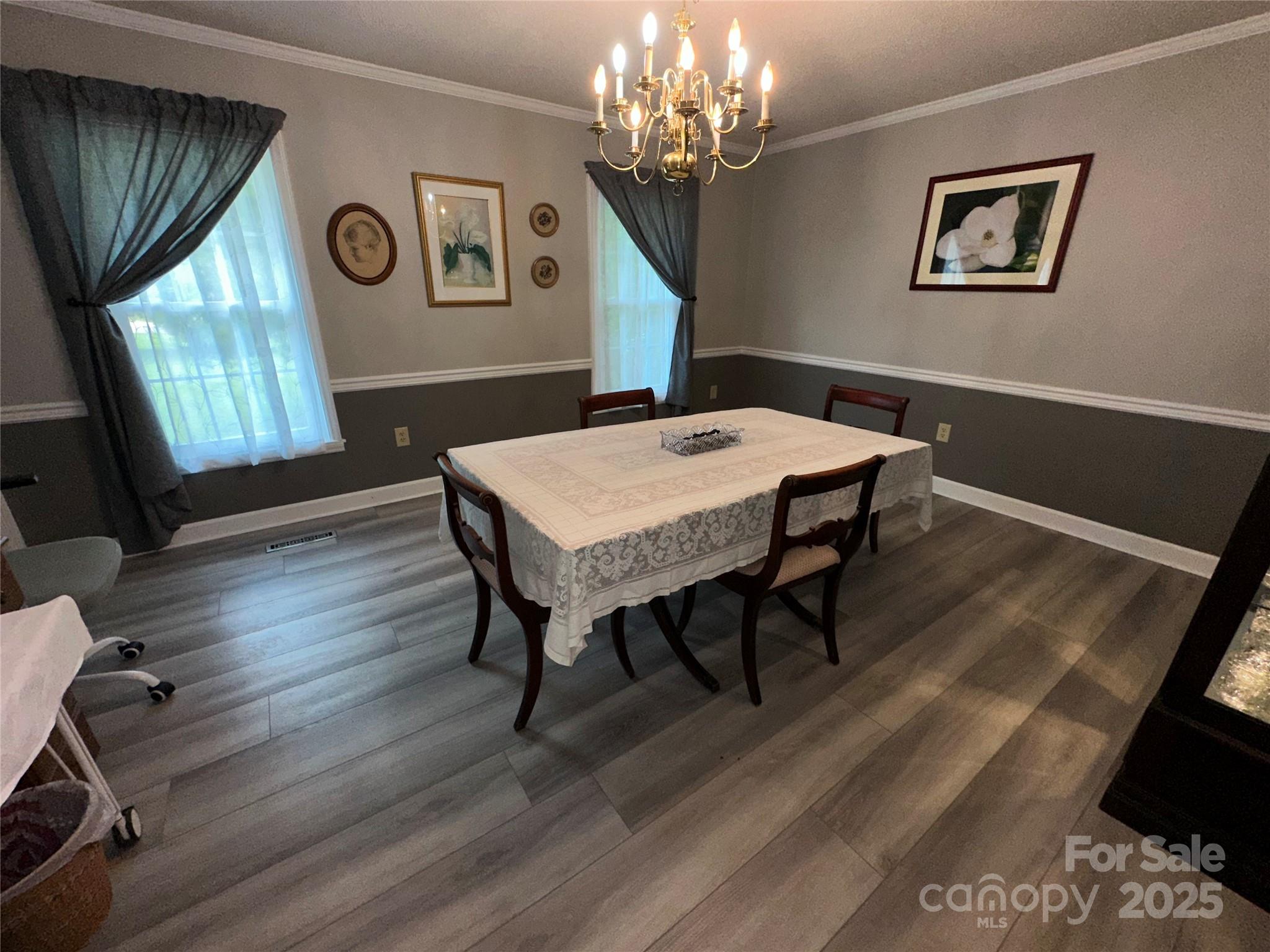 444 Lakeview Drive
