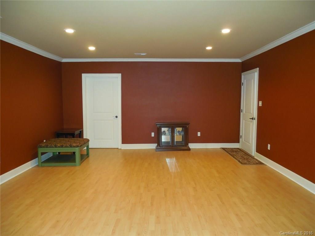 Riverwalk - Residential