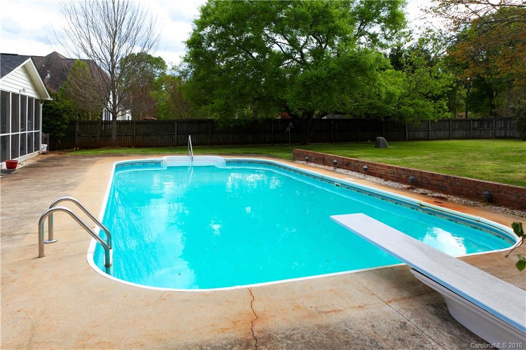 Hutchinson Place - Residential