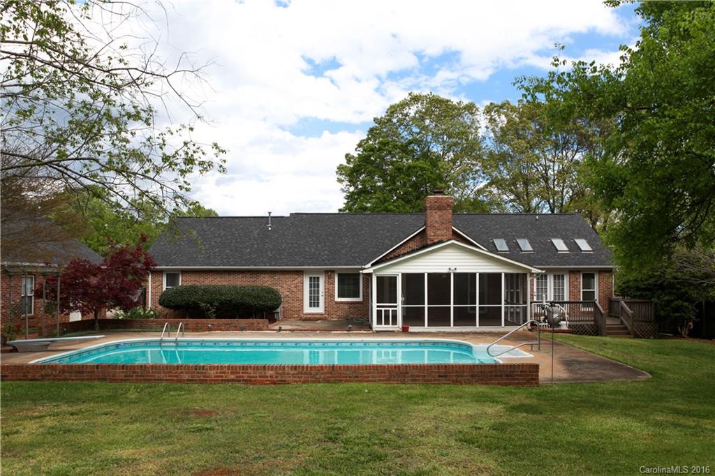 Hutchinson Place - Residential