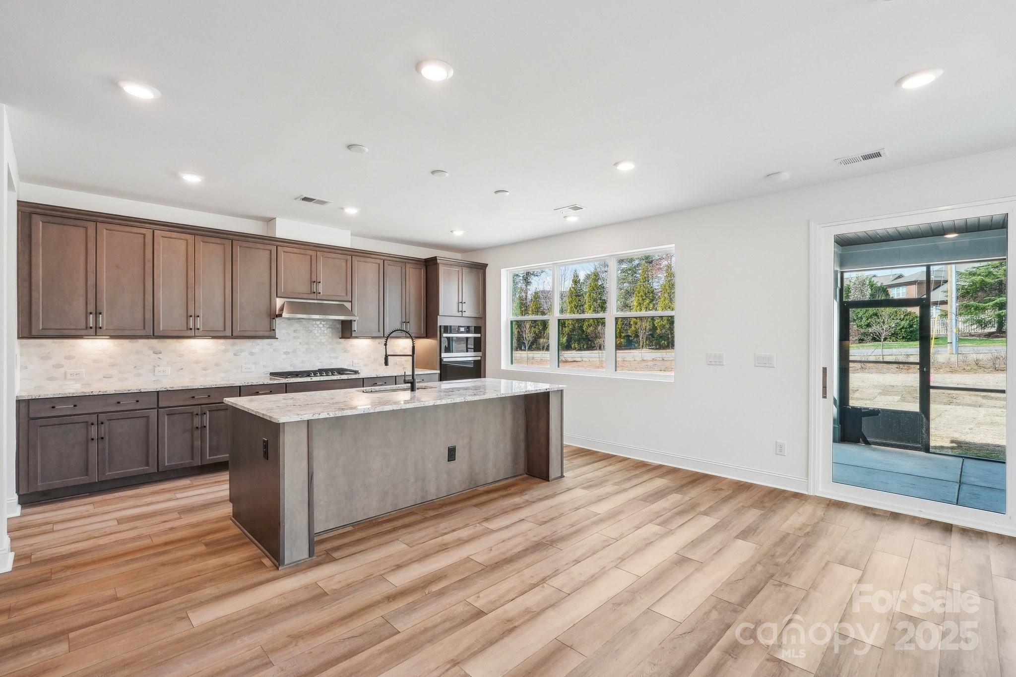604 Hyder Trail