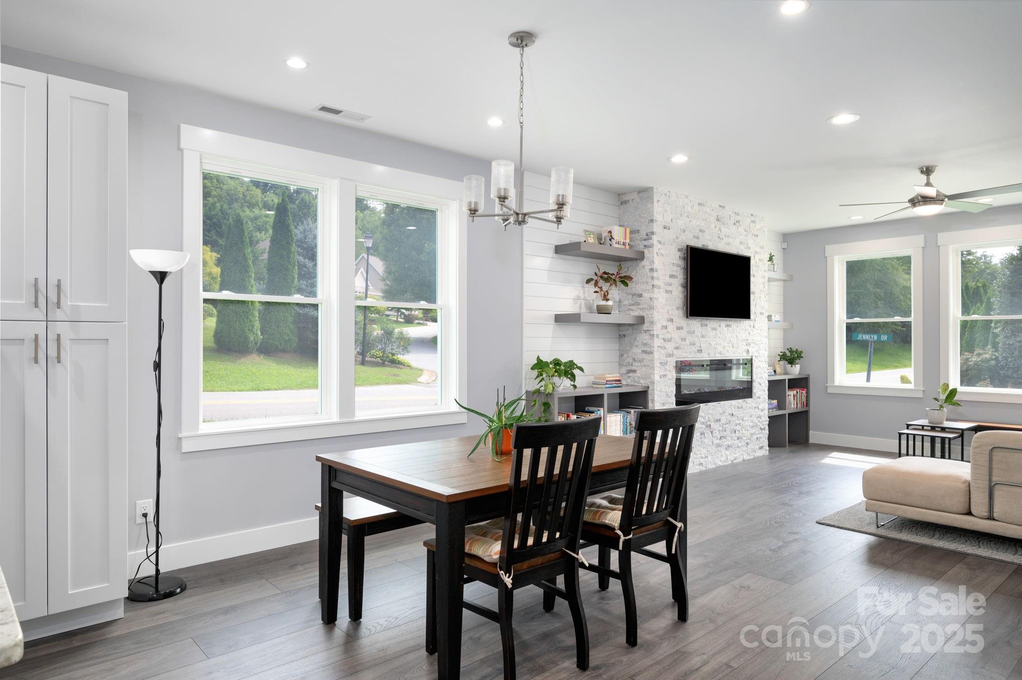 Ledbridge Vista - Residential