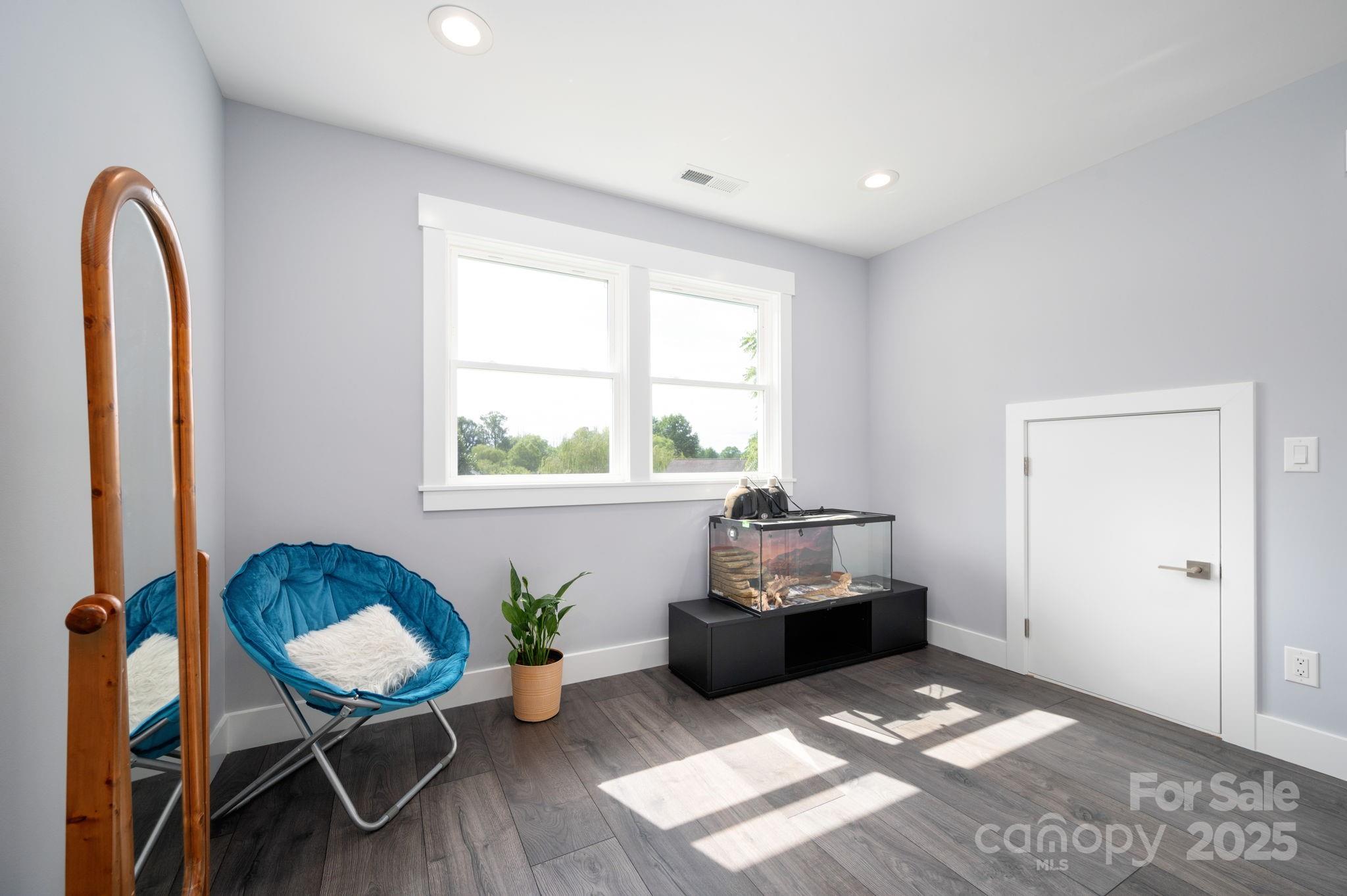 Ledbridge Vista - Residential